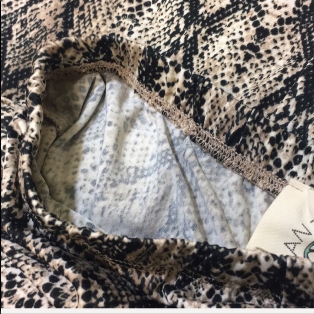 Snake Printed High Waisted Pants - Picture 8 of 8